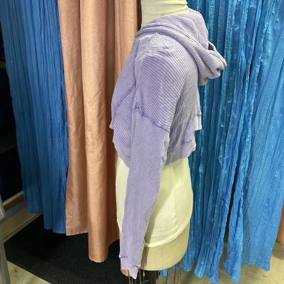 Cropped lilac T shirt waffle with hood - Picture 2 of 6